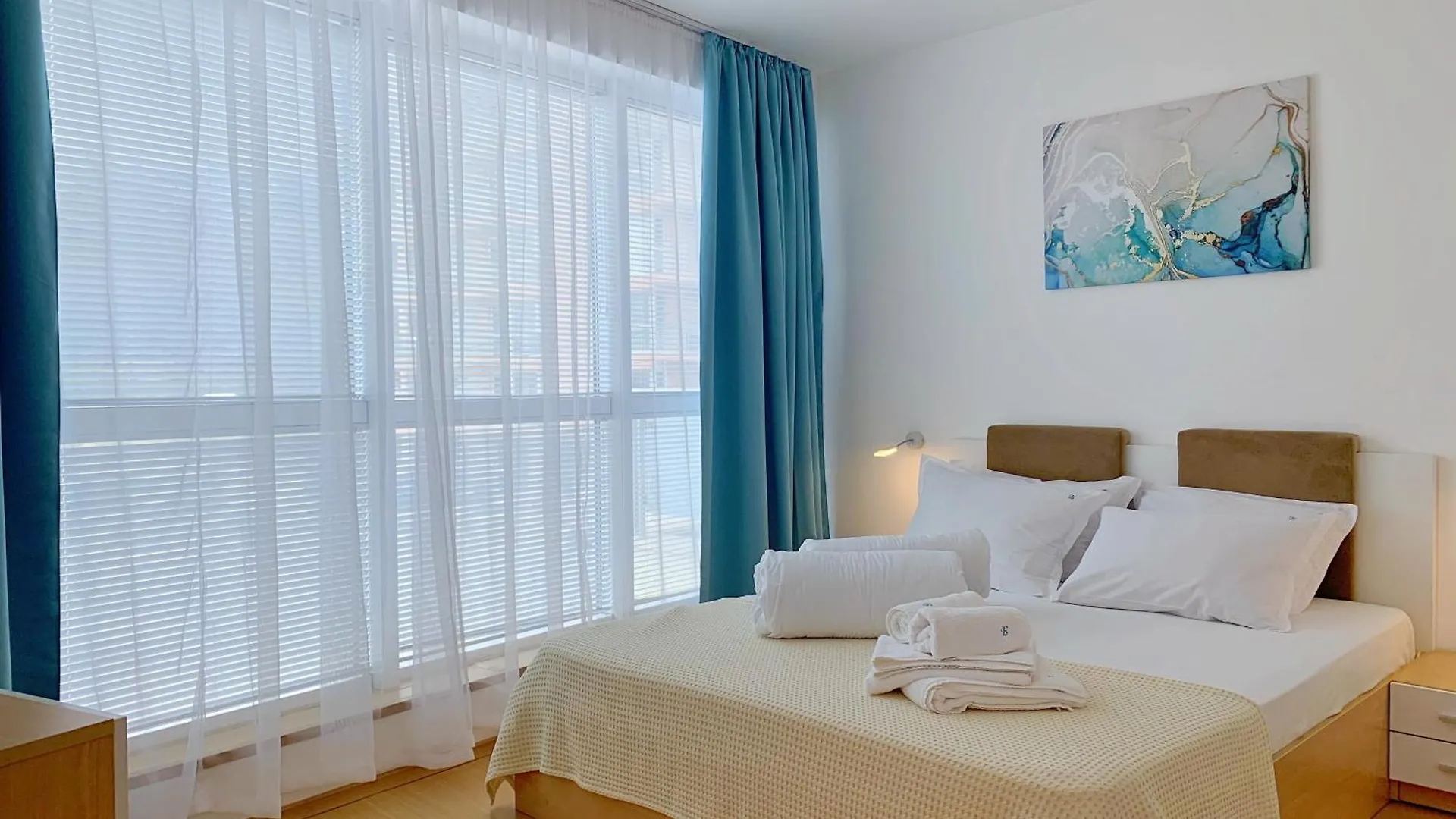 Апартаменти Блу Стар Кабакум - Apartments Blue Star Cabacum Warna Bułgaria